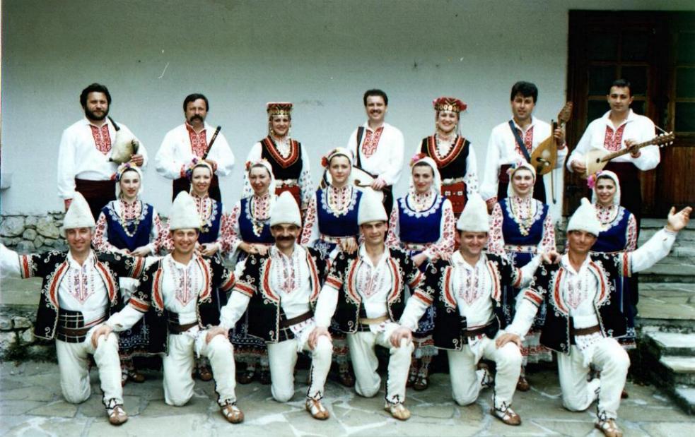 odesos_former_dancers.JPG